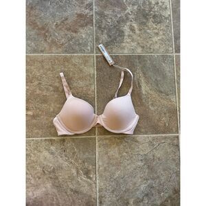 Skims Fits Everybody Demi T-shirt Bra Size 32B Clay